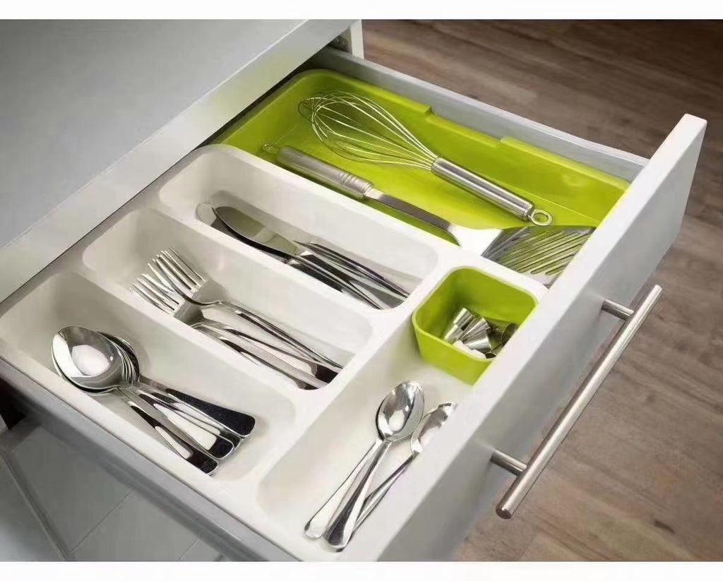 Organize Your Kitchen Effortlessly with This Retractable Drawer Solution
