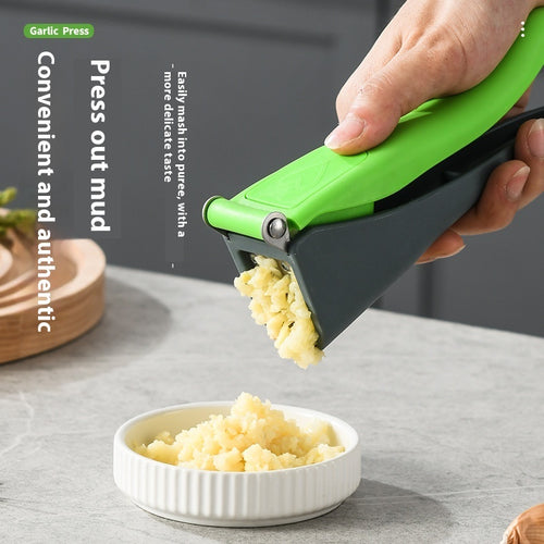 Effortless Garlic Mincer Tool for Fast Flavorful Meals